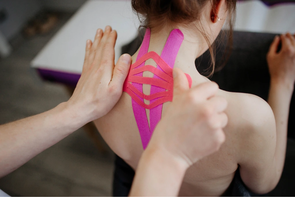 Kinesio tape ragasztás